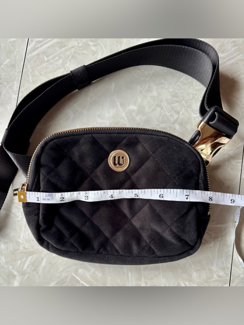 Wantable Quilted Adjustable Fannypack - Picture 6 of 6